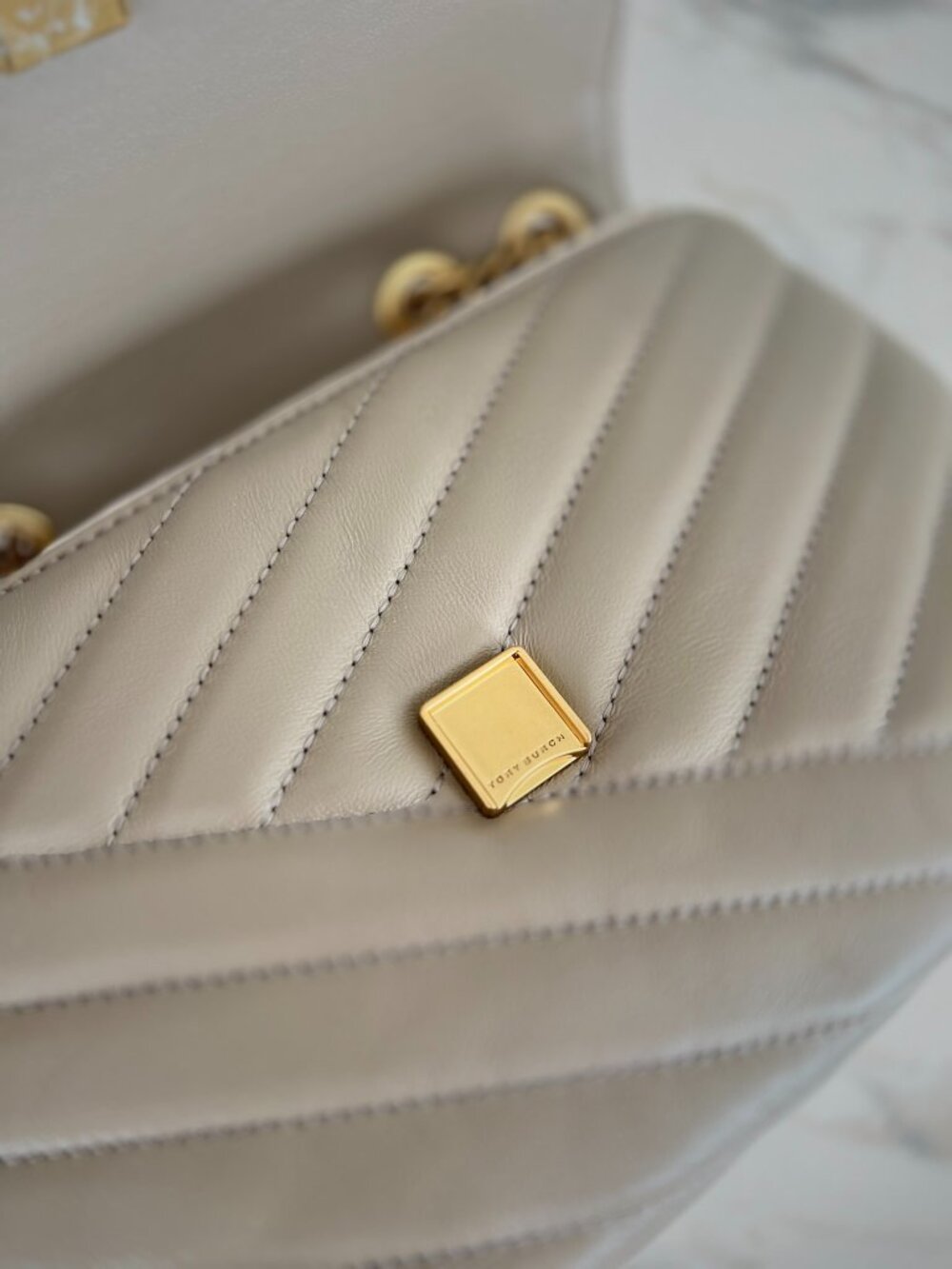 NWT - Tory Burch Kira Chevron Small Convertible Shoulder Bag - Grey Heron👜 - Picture 9 of 11
